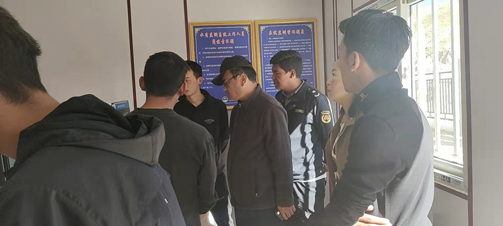 10月21日城管局、環(huán)保局及住建局局長蒞臨我廠謝通門污水處理廠檢查運行情況及了解整改階段。